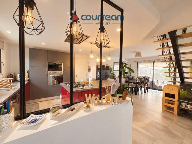 Maison 6 pièces 144 m2 Cuverville