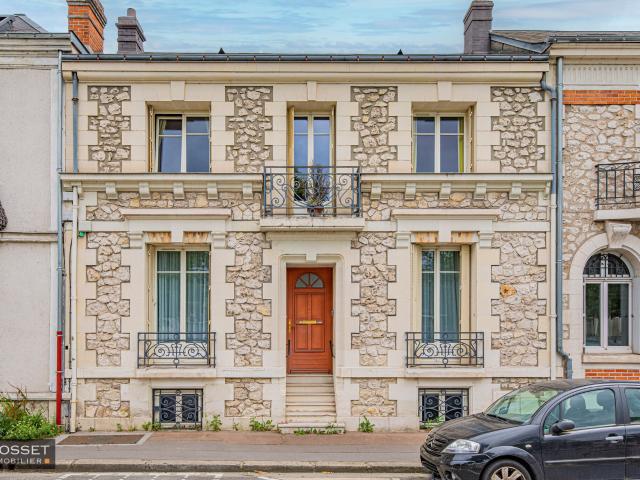Maison 6 pièces 144 m²