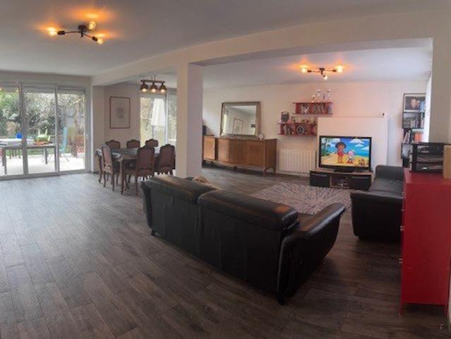 Maison 6 pièces 144 m²