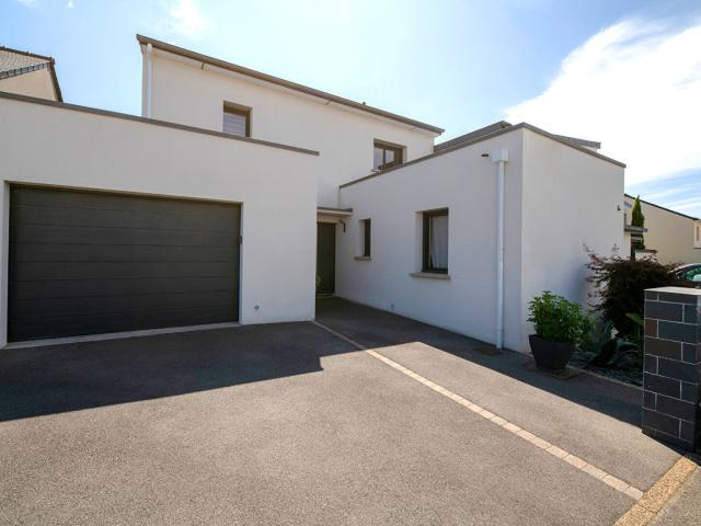 Maison 6 pièces 144 m²