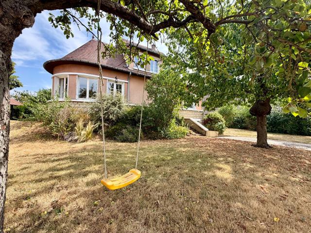 Maison 6 pièces 144 m²