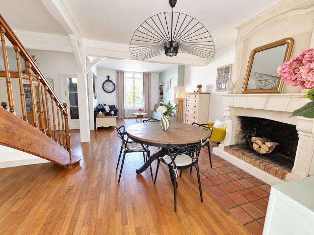 Maison 6 pièces 144 m²