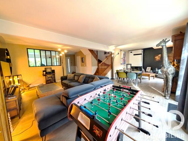 Maison 6 pièces 144 m²