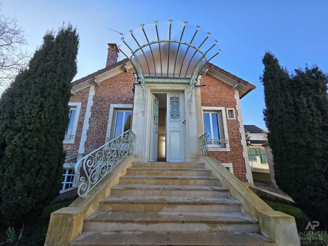 Maison 6 pièces 144 m²