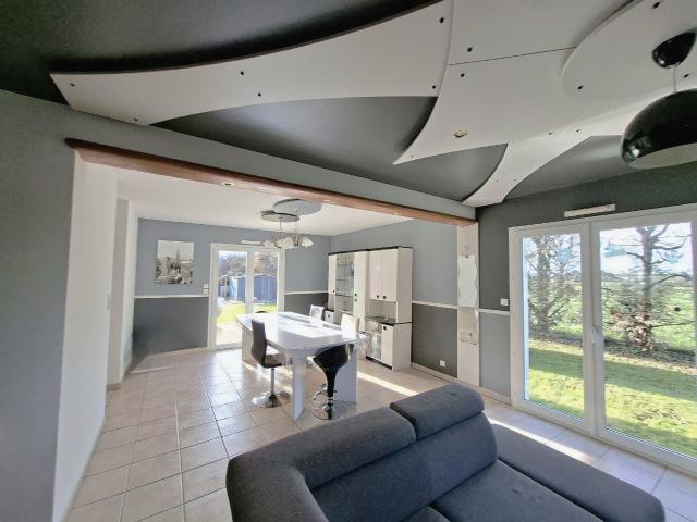 Maison 6 pièces 144 m²