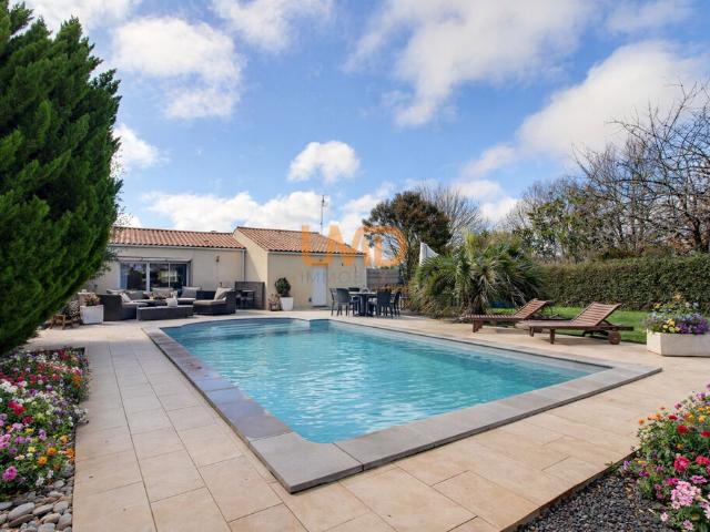Maison 5 pièces 144 m²