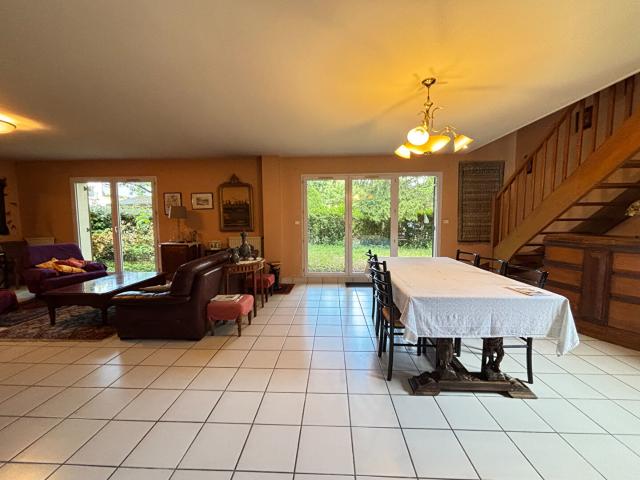 Maison 6 pièces 144 m²