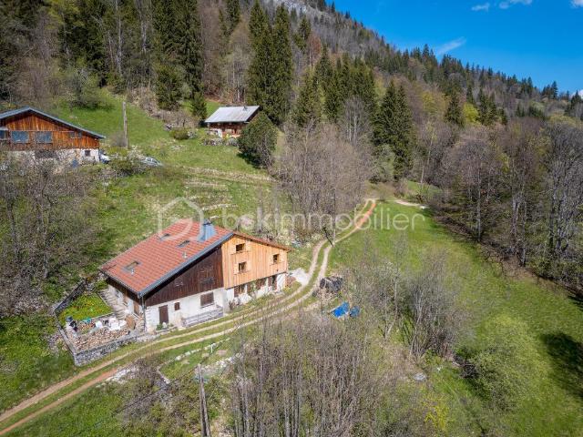 Maison 6 pièces 144 m²