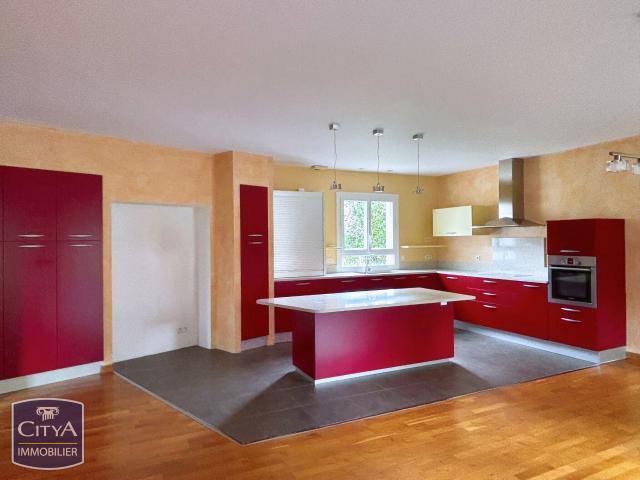 Maison 6 pièces 144 m²