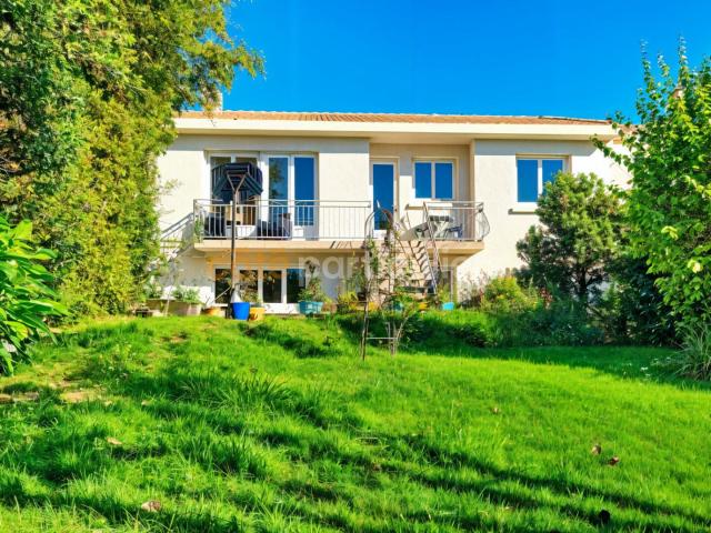 Maison 6 pièces 145 m²