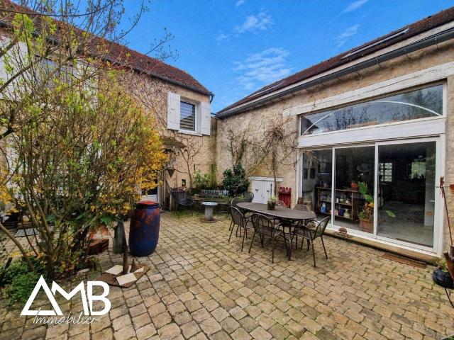 Maison 6 pièces 145 m²