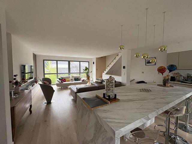 Maison 6 pièces 145 m²