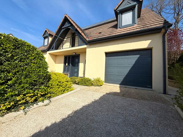 Maison 6 pièces 145 m²