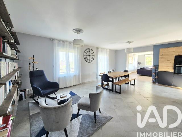 Maison 6 pièces 145 m²
