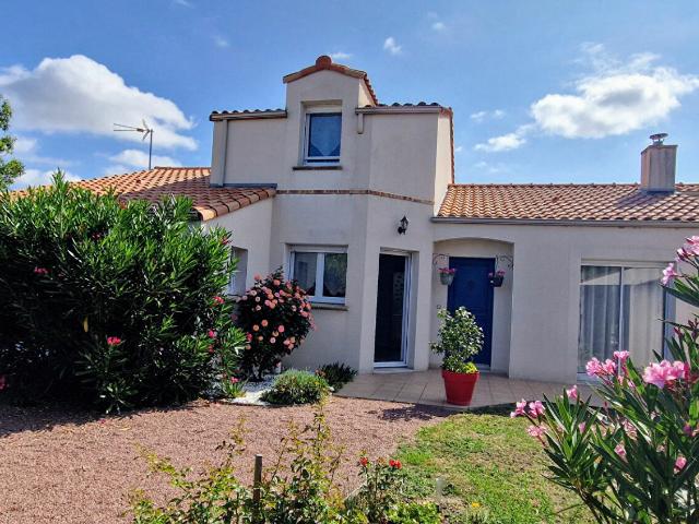 Maison 6 pièces 145 m²