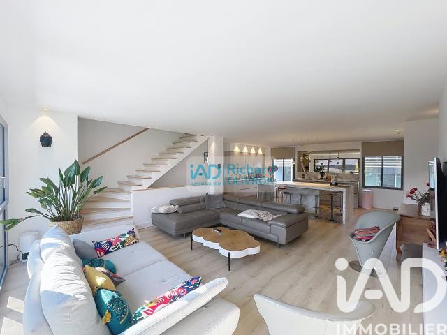 Maison 6 pièces 145 m²