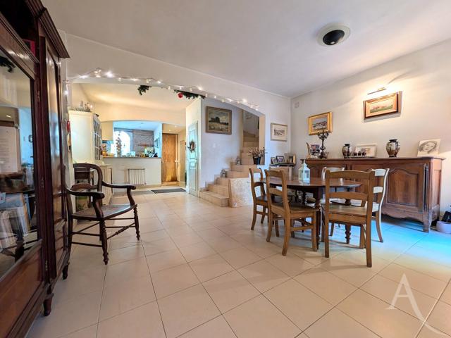 Maison 6 pièces 145 m²