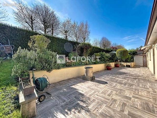 Maison 6 pièces 145 m²