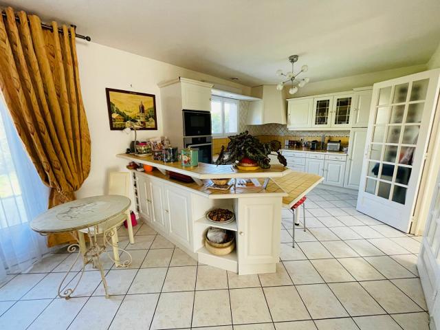 Maison 6 pièces 145 m²