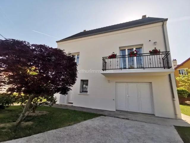 Maison 6 pièces 145 m²