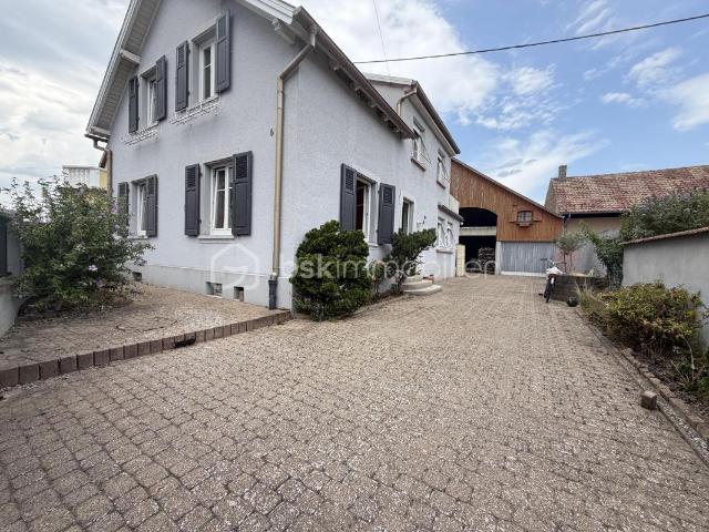 Maison 6 pièces 145 m²