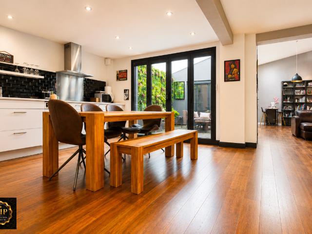Maison 6 pièces 145 m²