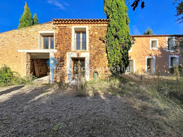 Maison 6 pièces 145 m²
