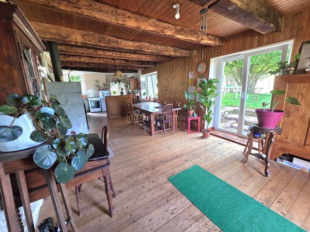 Maison 6 pièces 145 m²