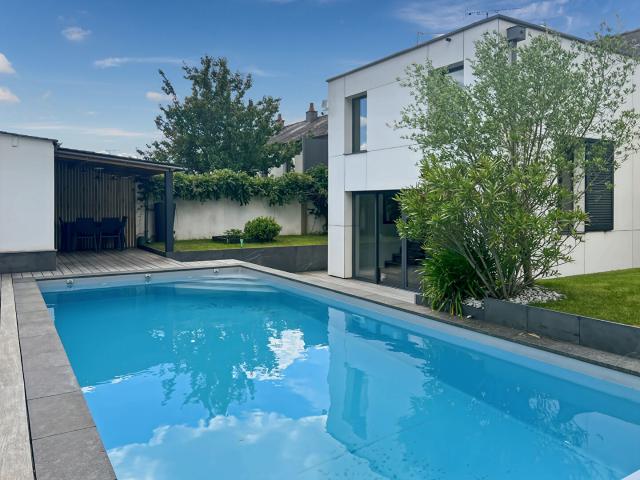Maison 6 pièces 145 m²
