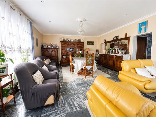 Maison 6 pièces 145 m²