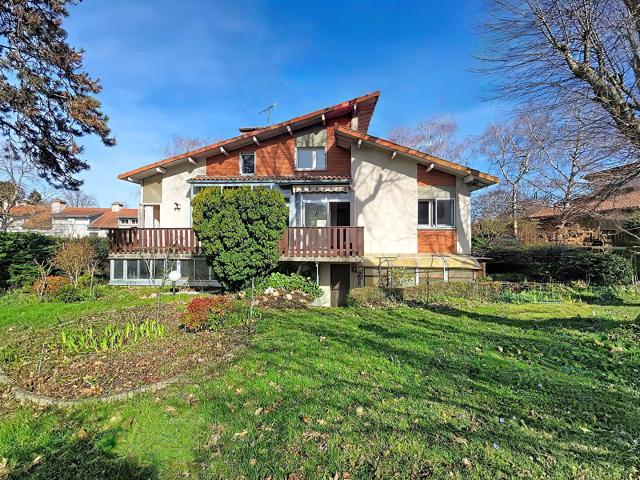 Maison 6 pièces 145 m²