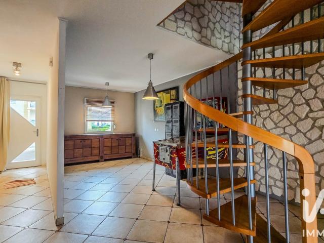 Maison 6 pièces 145 m²