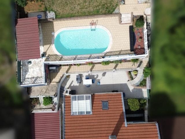 Maison 6 pièces 146 m²