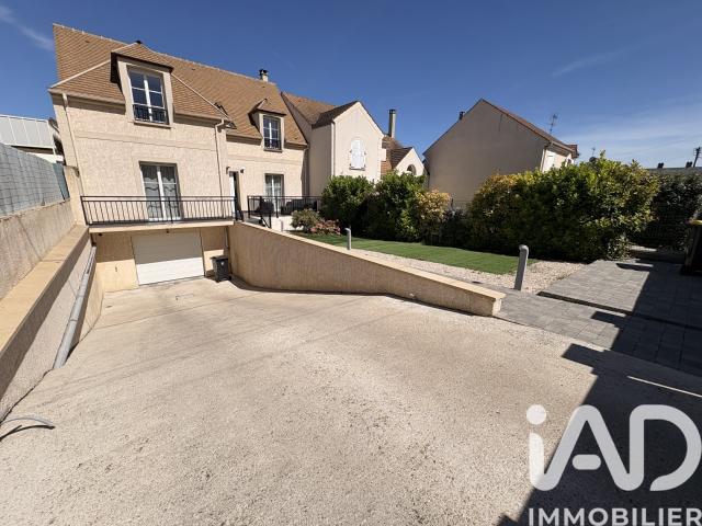 Maison 6 pièces 146 m²