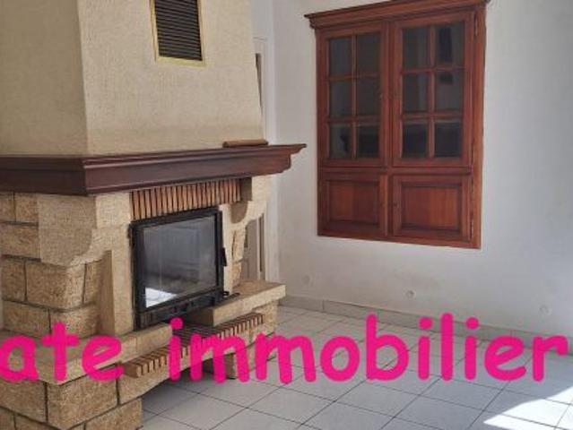 Maison 6 pièces, 146 m² à louer à Préchac 33730