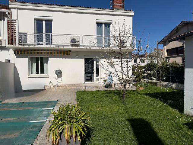 Maison 6 pièces 147 m²