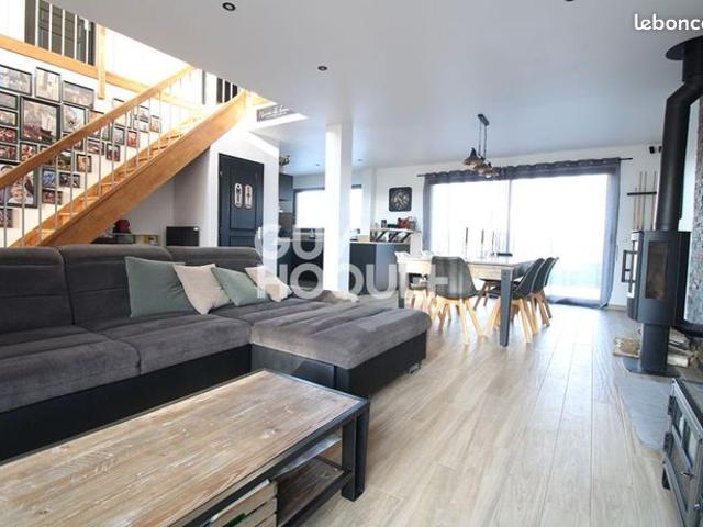 Maison 6 pièces 147 m²