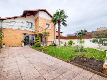 Maison 6 pièces 147 m²