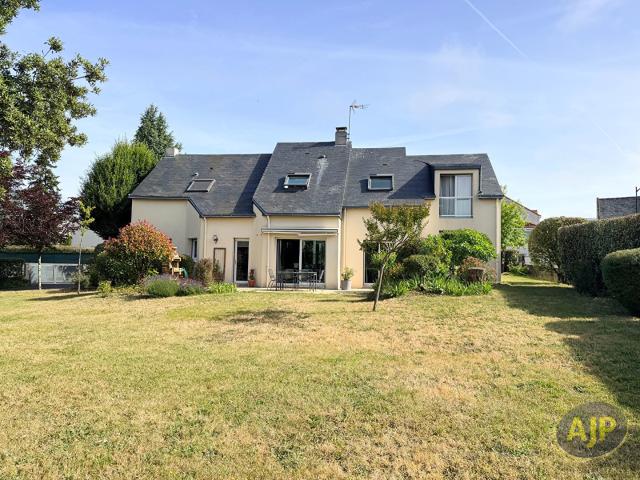 Maison 6 pièces 147 m²