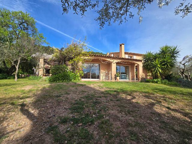 Maison 6 pièces 153 m²