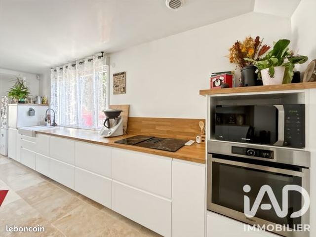 Maison 6 pièces 147 m²