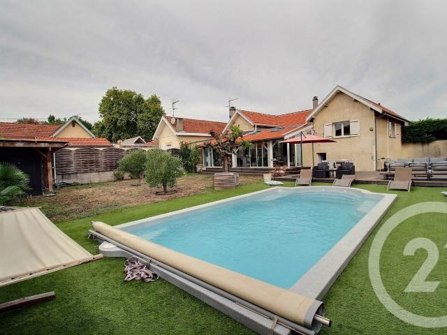 Maison 6 pièces 147 m²