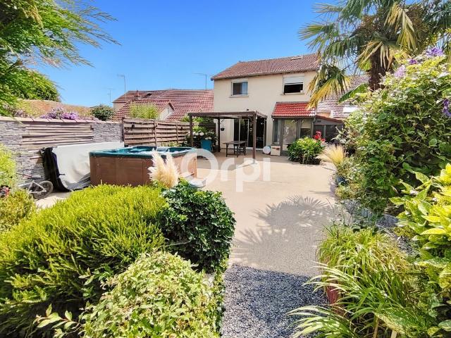Maison 6 pièces 147 m²