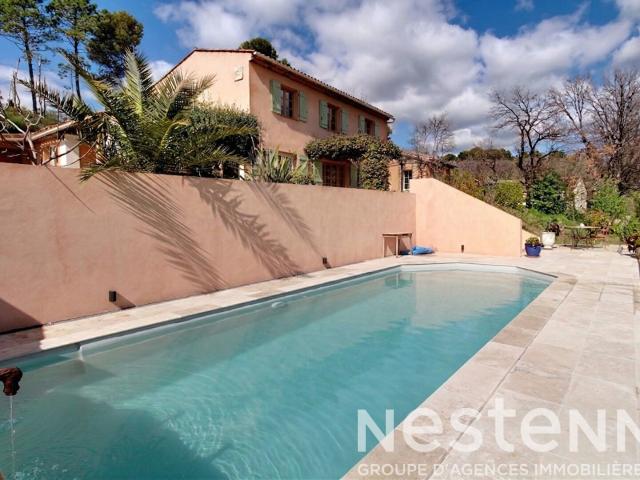 Maison 6 pièces 147 m²