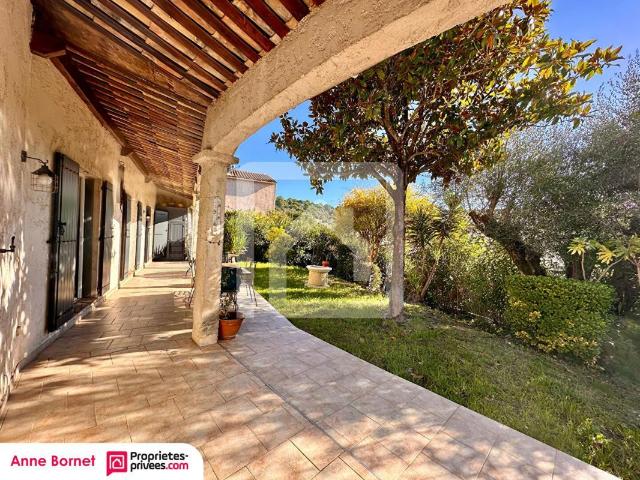 Maison 6 pièces 148 m²