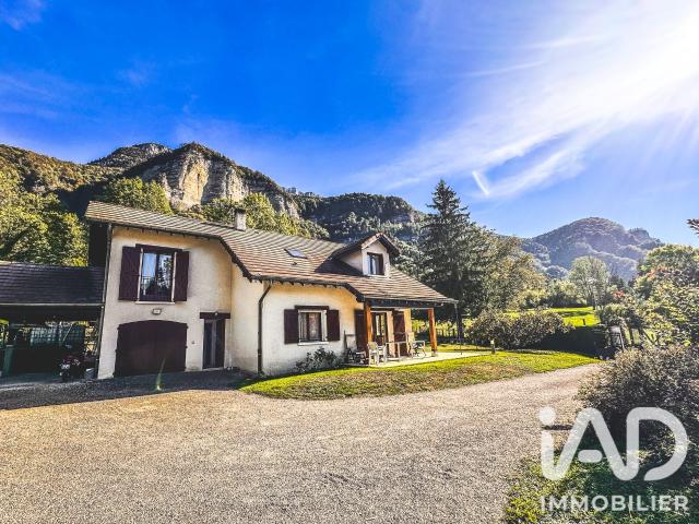 Maison 6 pièces 148 m²