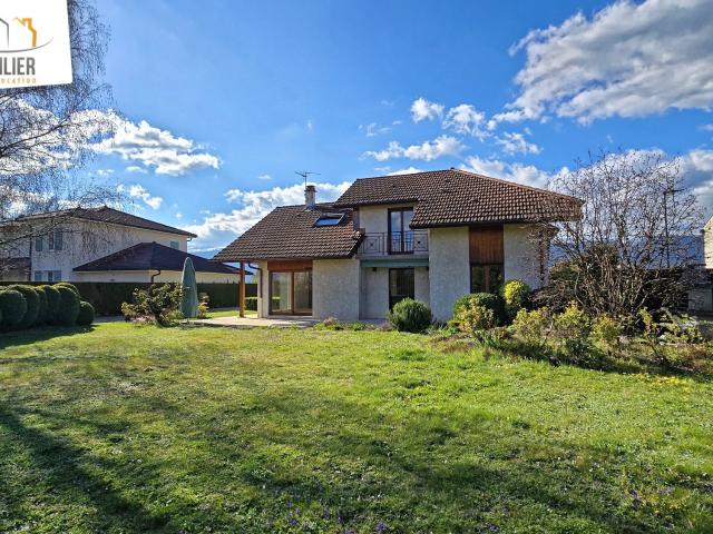 Maison 6 pièces 148 m²