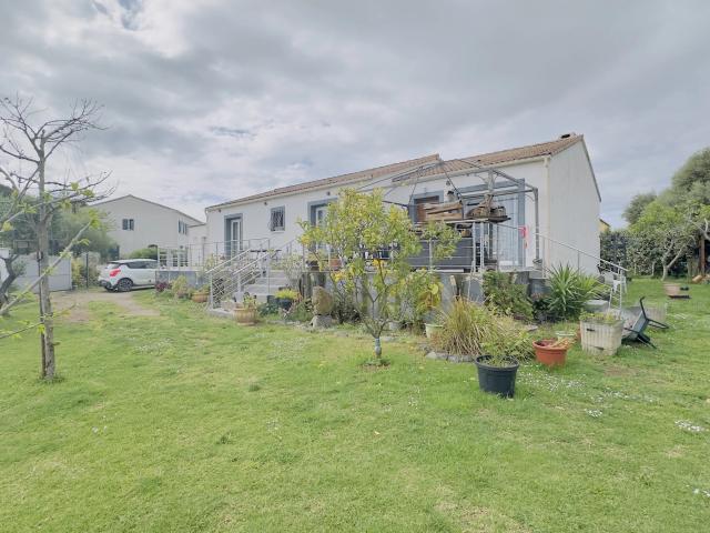 Maison 6 pièces 148 m²