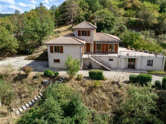 Maison 6 pièces 148 m²