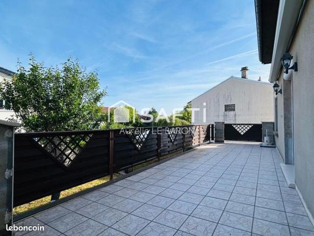 Maison 6 pièces 148 m²